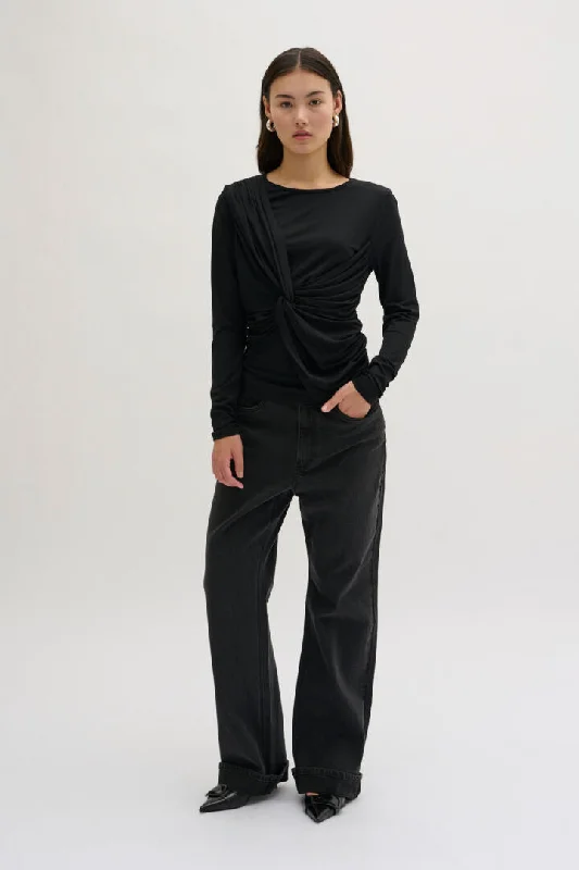 My Essential Wardrobe Ella Knot Blouse in Black